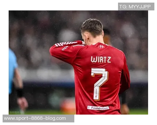 内维尔批评维尔茨比赛理解幼稚强调其跑位糟糕与过度参与防守问题